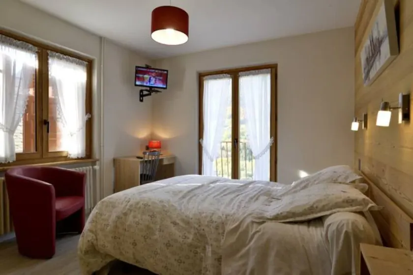 Hôtel Plein Soleil - Quarto