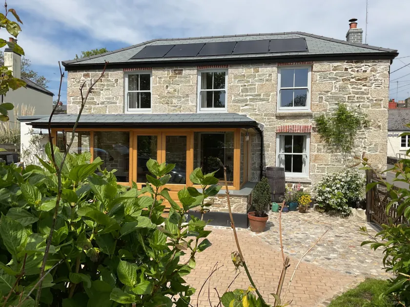 Woodbine Cottage - Image 1