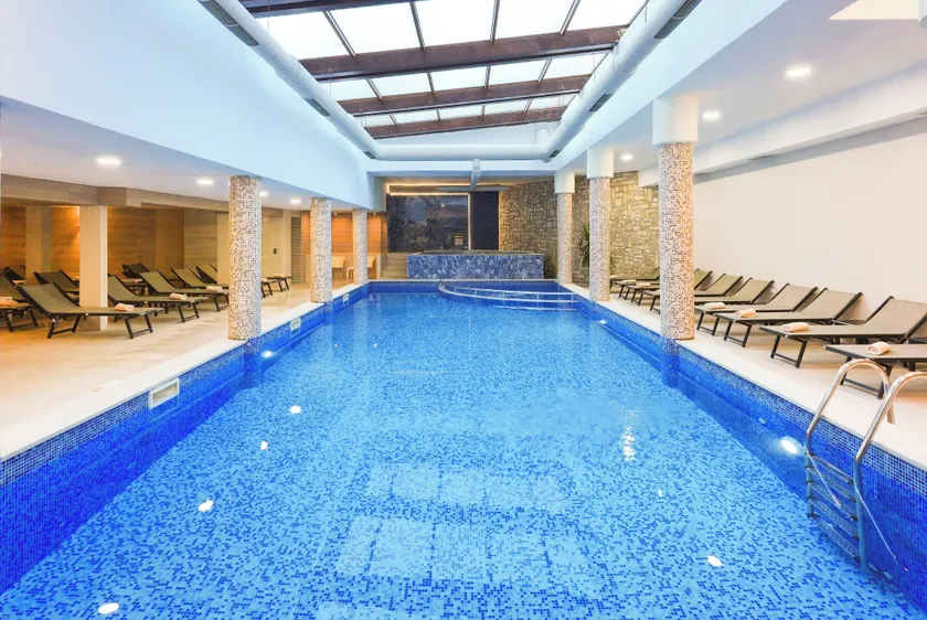 Predela LUX Aparthotel - Image 1