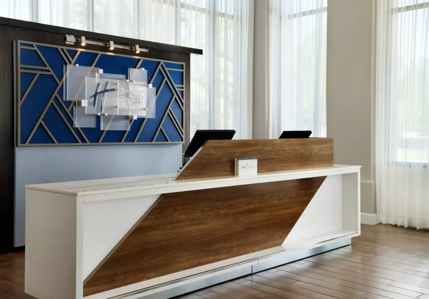 Holiday Inn Express and Suites New Orleans Airport by IHG - Lobby