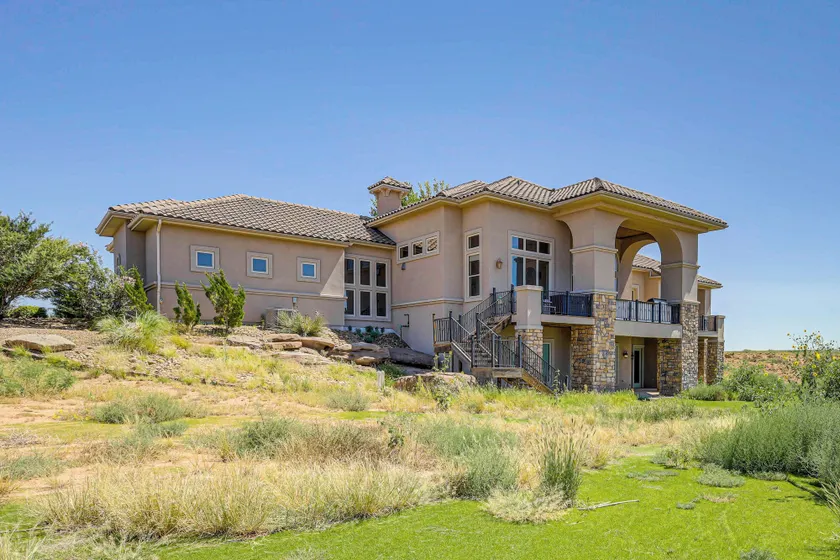 Game Room & Deck: Group Getaway in New Mexico! - Image 1