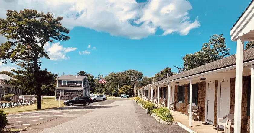 The Chatham Motel - Image 1
