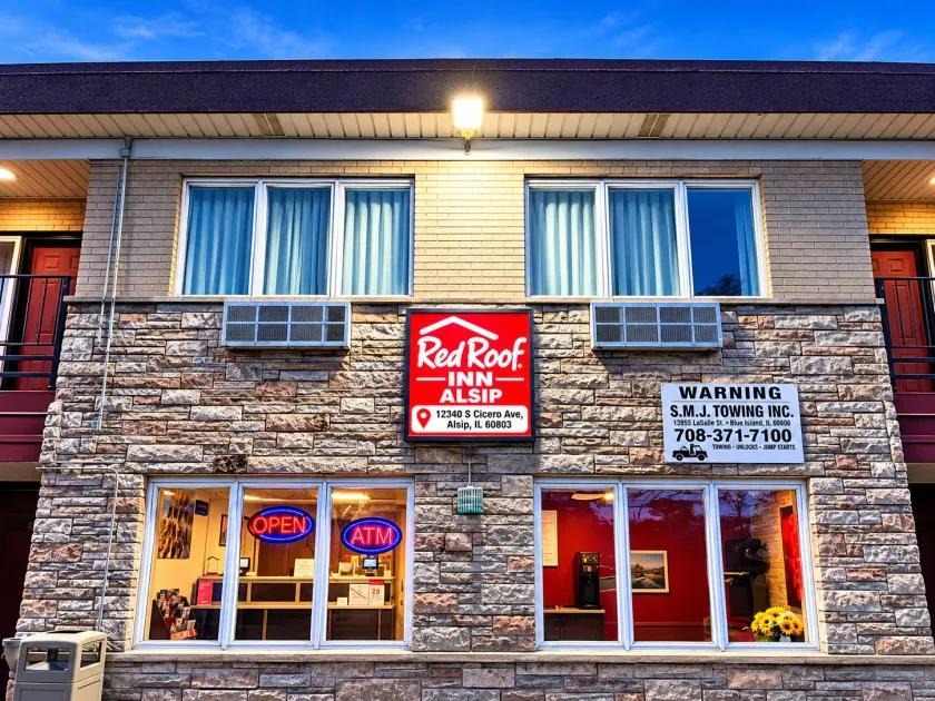 Red Roof Inn Chicago - Alsip - Image 1
