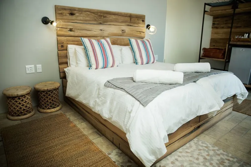 Driftwood Guesthouse - Image 1