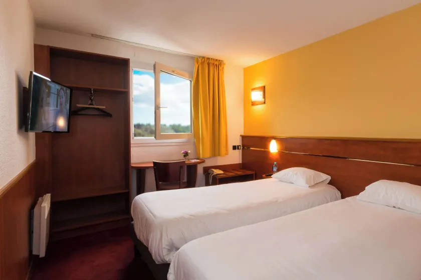Brit Hotel Rennes Cesson - Image 1