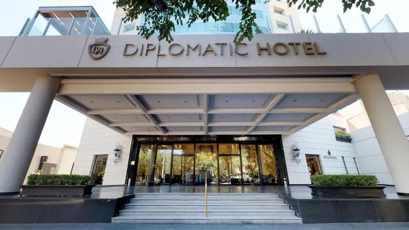 Diplomatic Park Suites - Image 1