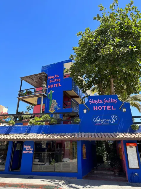 Siesta Suites Boutique Hotel - Image 1