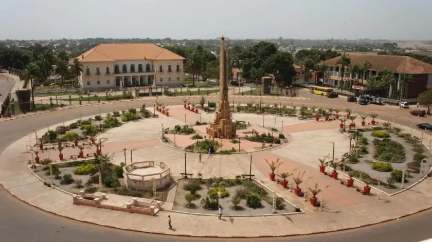 Hotel Imperio Bissau - Image 1