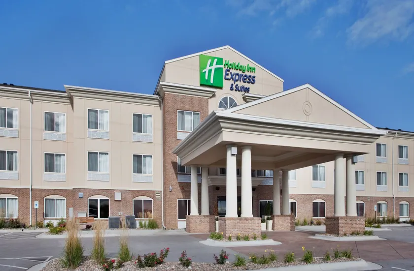 Holiday Inn Express Hotel & Suites Cherry Hills by IHG - Image 1