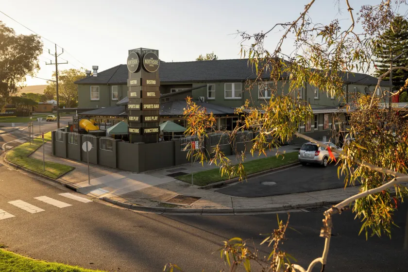 Northside Hotel Albury - Image 1