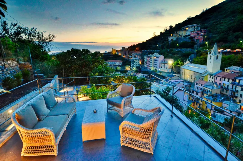 Cinqueterre Residence - Image 1