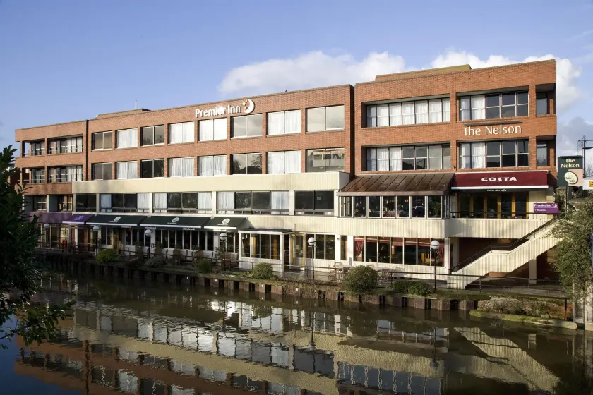 Premier Inn Norwich Nelson City Centre - Image 1