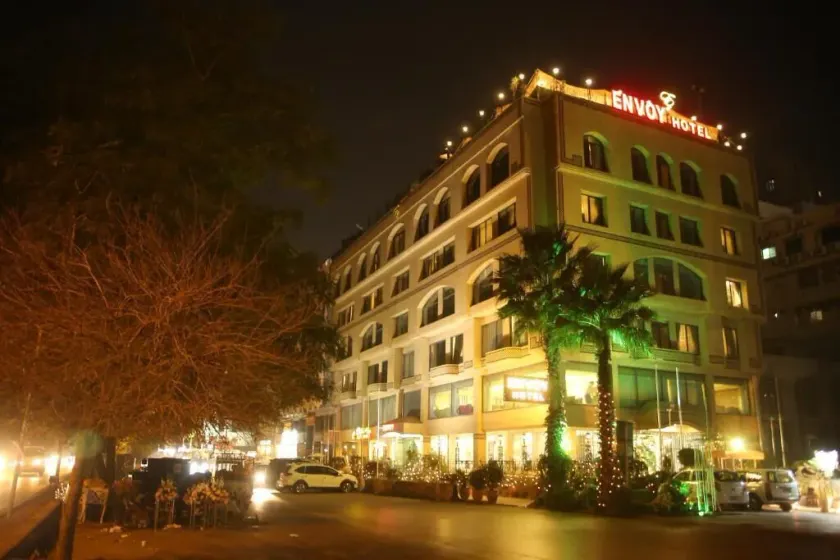 Envoy Continental Hotel, Blue Area, Islamabad - Image 1