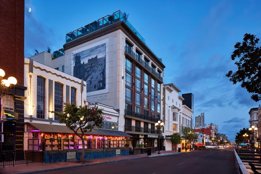 AC Hotel by Marriott San Diego Downtown Gaslamp Quarter - Image 1