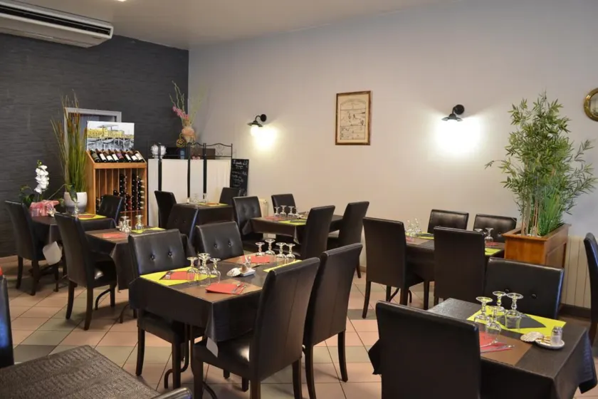 l'Hotel du port - Image 1