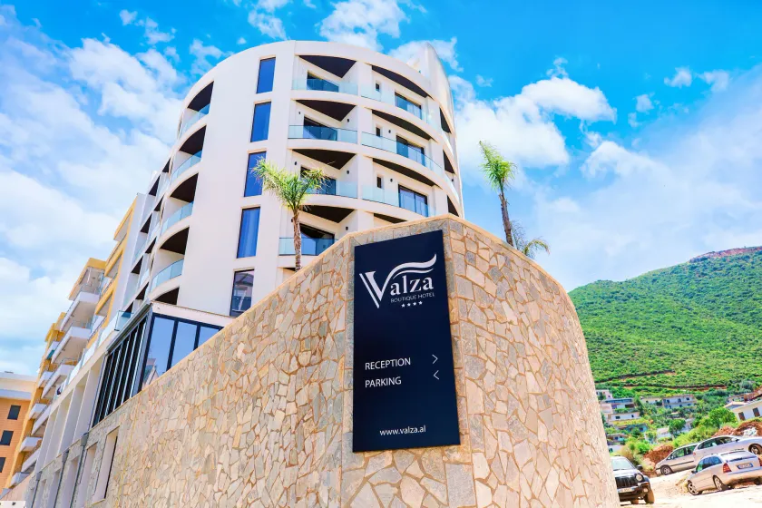 Valza Boutique Hotel - Image 1