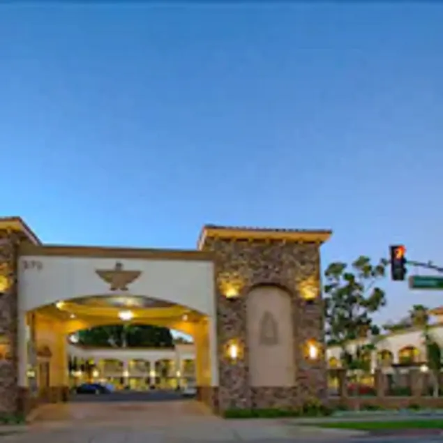Thunderbird Lodge - Image 1