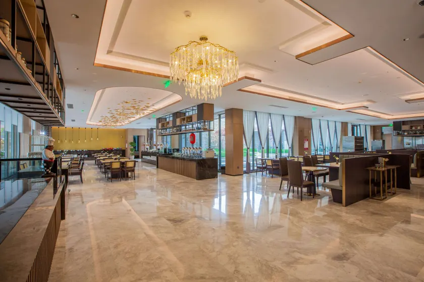Ramada by Wyndham Luoyang Downtown - Image 1