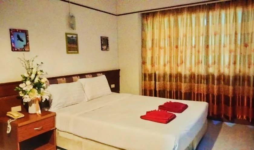 China Garden Hotel - Image 1