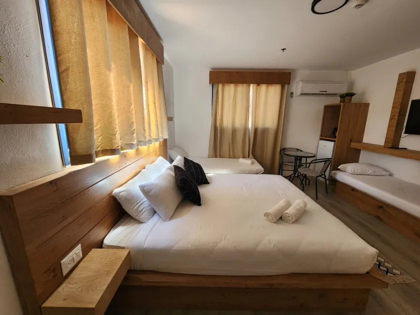 Tiberia hotel - Image 1