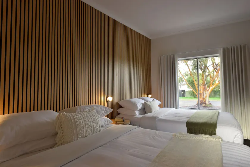 Sea Lake Motel-24 Hour Check-In Private Ensuite Rooms - Image 1