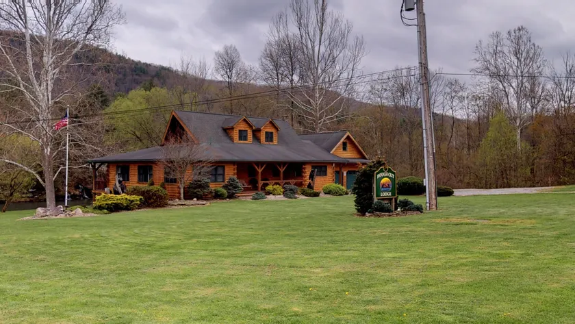Rough Cut Lodge - Image 1