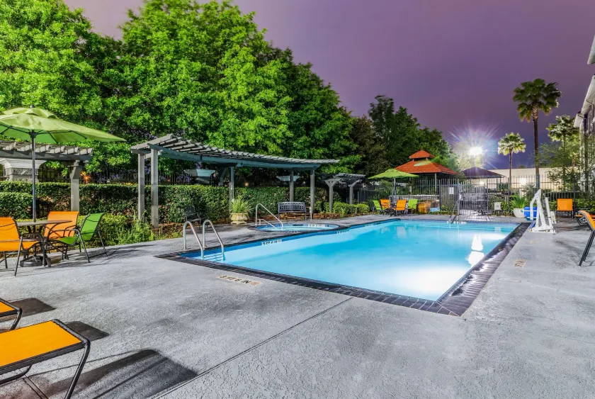 La Quinta by Wyndham Tomball - Image 1