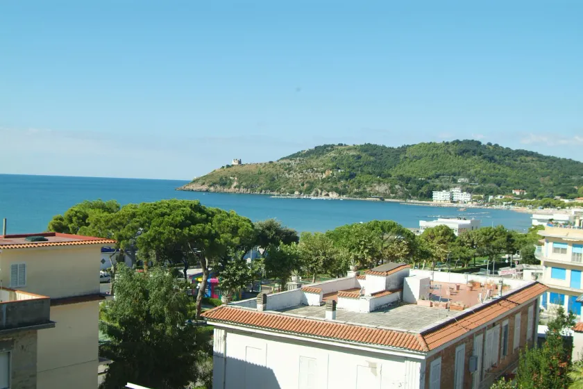Hotel Aurora - Image 1