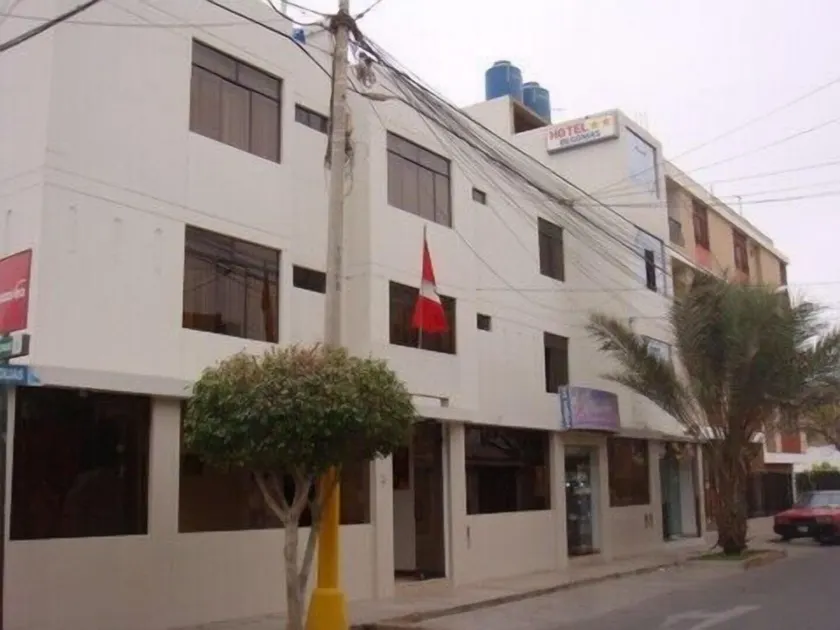 Hotel Begonias - Image 1