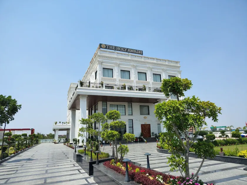 The Holy Awadh Hotel - Image 1