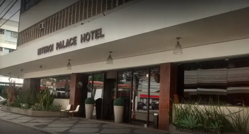 Niteroi Palace Hotel - Image 1