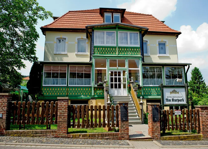 Hotel Am Kurpark - Image 1