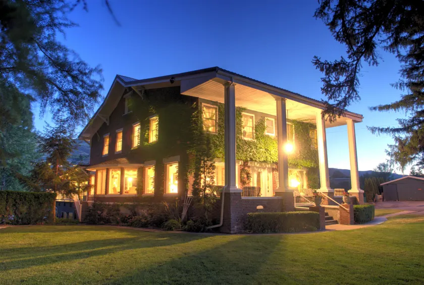 Warm Springs Inn & Winery - Image 1