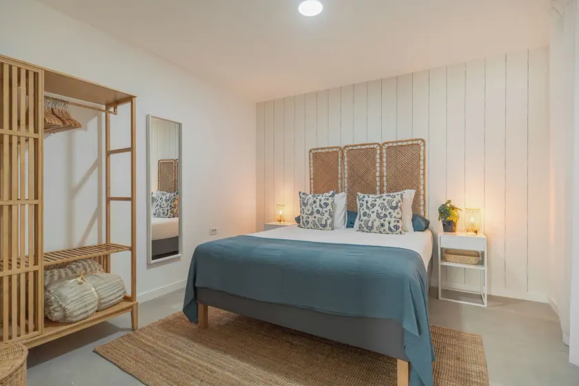Cozy Apartment Rental in Guargacho, Spain - Ideal Family Stay - Image 1