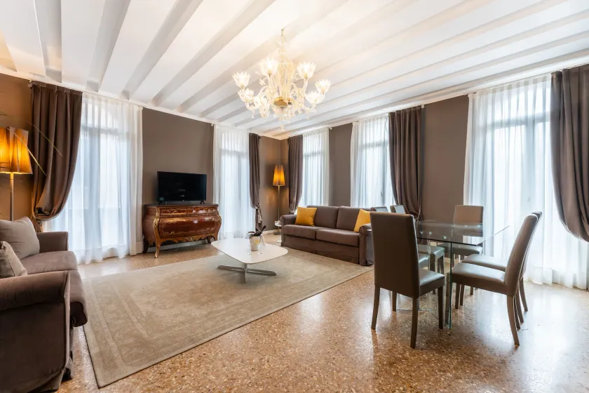 San Teodoro Palace - Luxury Apartments - Image 1