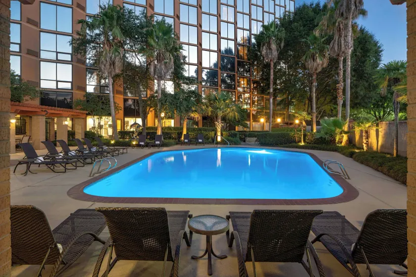 Sheraton Houston Brookhollow Hotel - Image 1