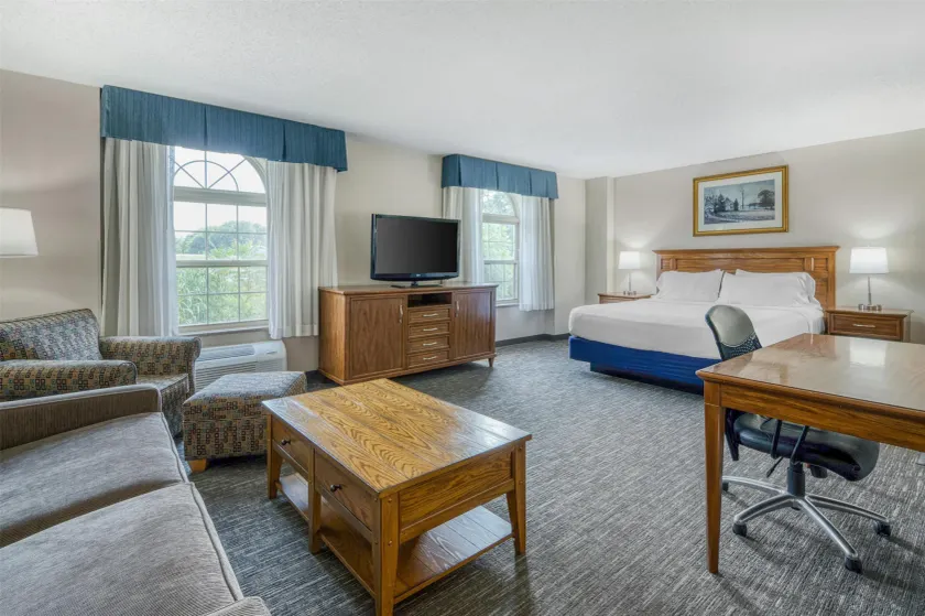 SureStay Plus by Best Western Elizabethtown Lancaster - Image 1
