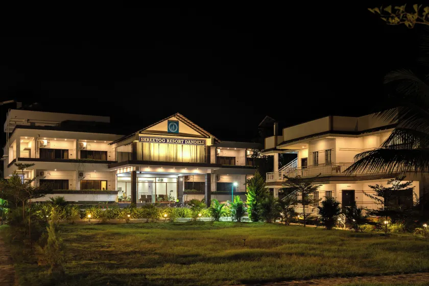 Mastiff Select Terrain Dandeli - Image 1