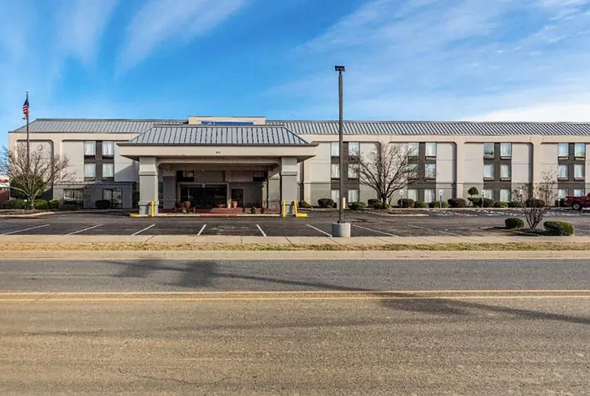 Wingate by Wyndham Conway AR - Image 1