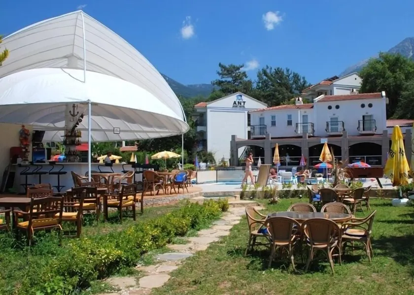 Ant Apart Hotel - Image 1