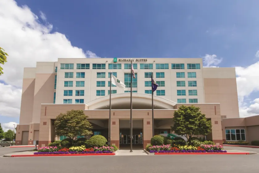 Embassy Suites by Hilton Portland Airport - Image 1