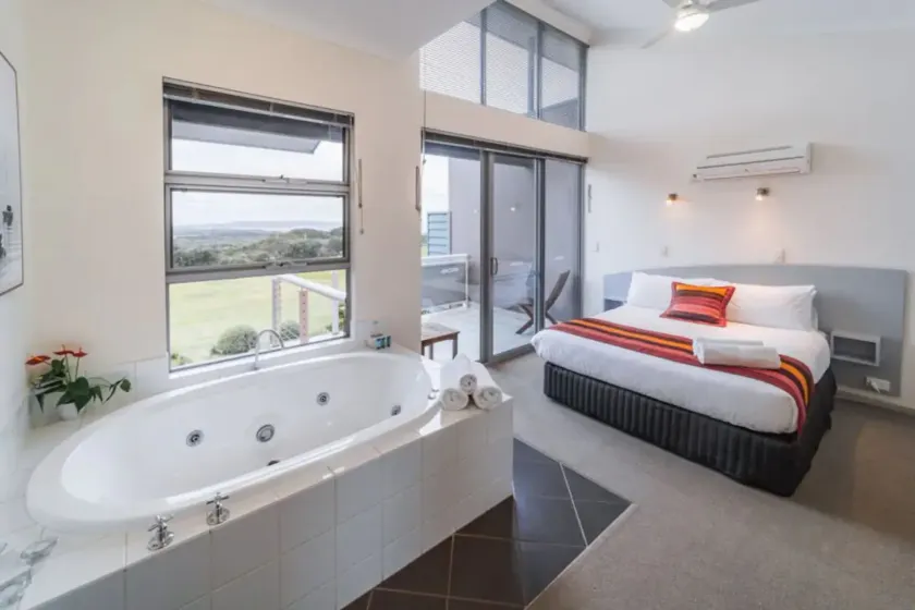 Cosy Corner Sea View Apartments - Image 1