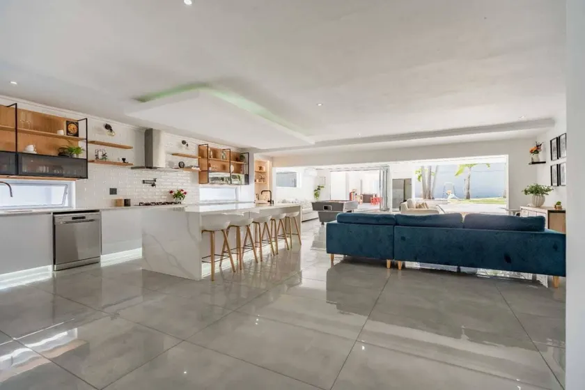 Morden Stylish Villa - Image 1