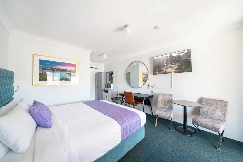 Ben Chifley Motor Inn - Image 1