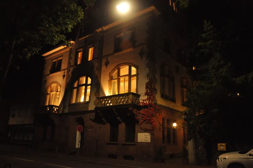 Gala Hotel - Image 1