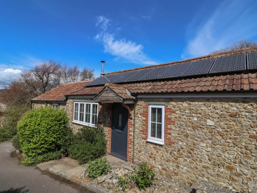 Damson Tree Cottage - Image 1