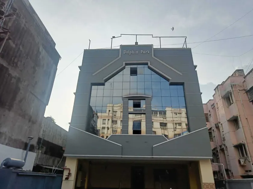 The Dolphin Park Hotel, Virugambakkam - Image 1