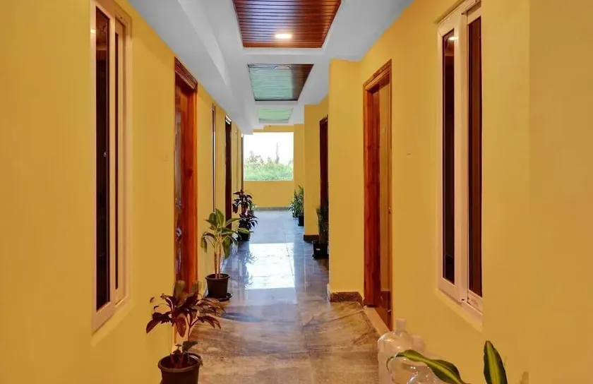 Sharans Inn Gandimisamma  - Lobby