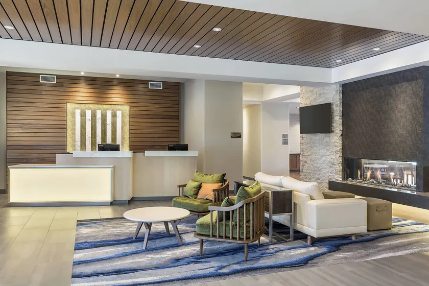 Fairfield Inn & Suites by Marriott Minneapolis North/Blaine - Image 1