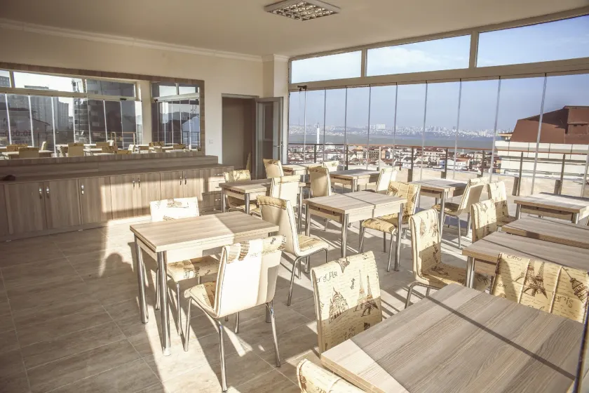 Grand Dedem Hotel - Image 1